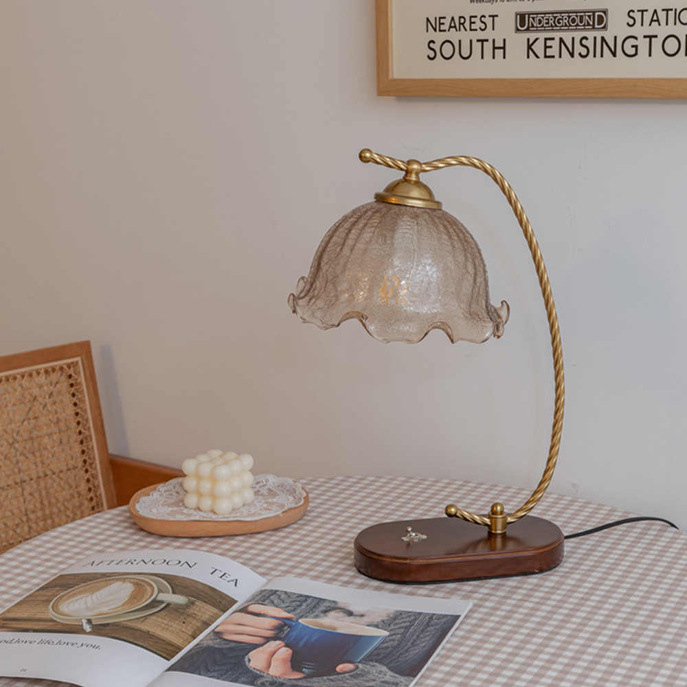 French Mid-Century Vintage Flower Table Lamp-Handwovenlamp