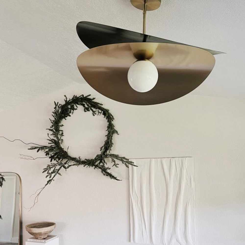 Minimalist Design Straw Hat Pendant Light Modern Metal Chandelier-Handwovenlamp