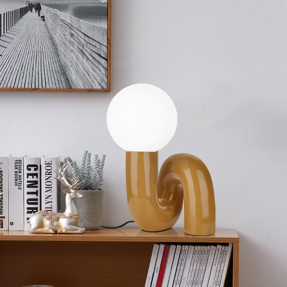 Nordic Red Bedside Lamp Light Luxury Glass Table Lamp-Handwovenlamp