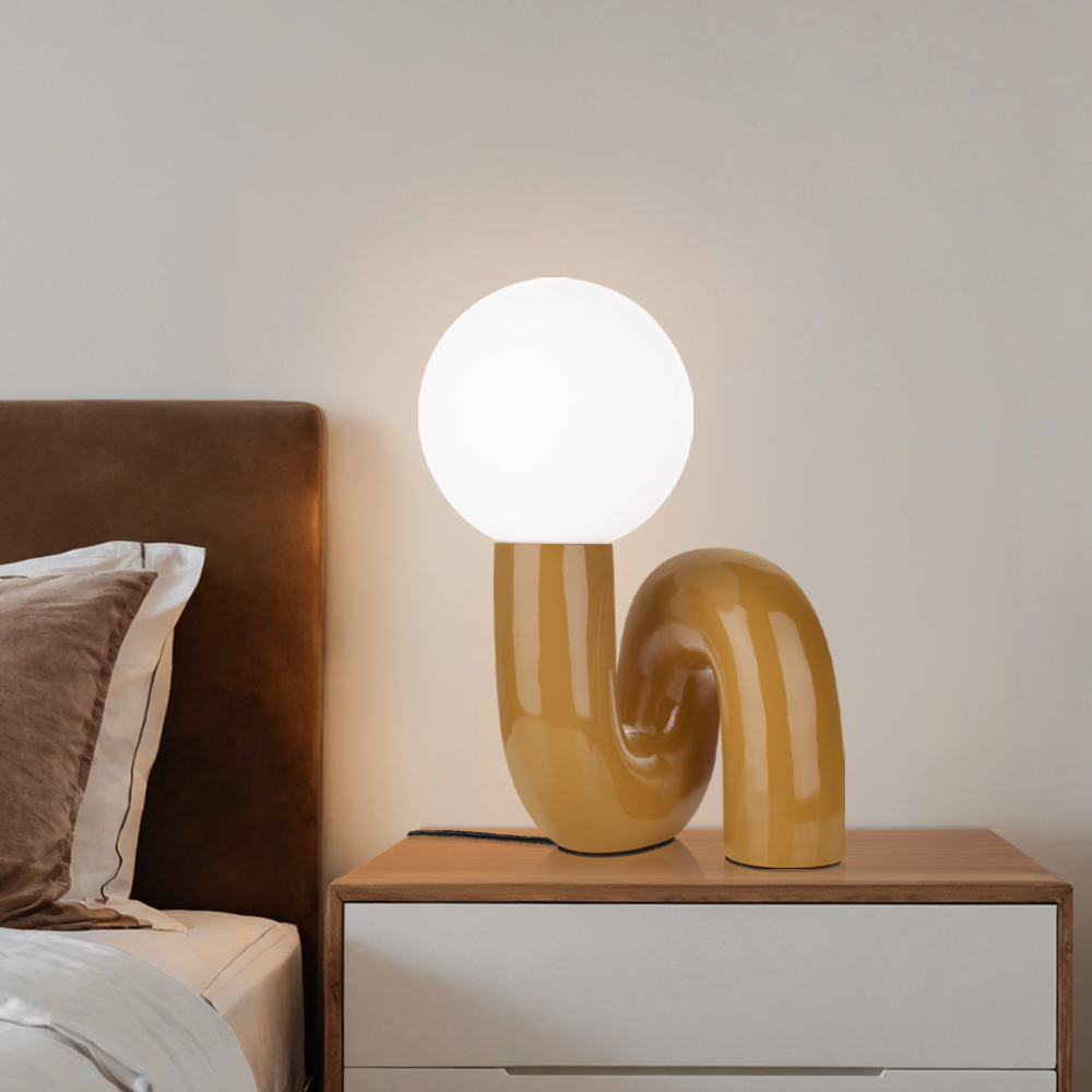 Nordic Red Bedside Lamp Light Luxury Glass Table Lamp-Handwovenlamp