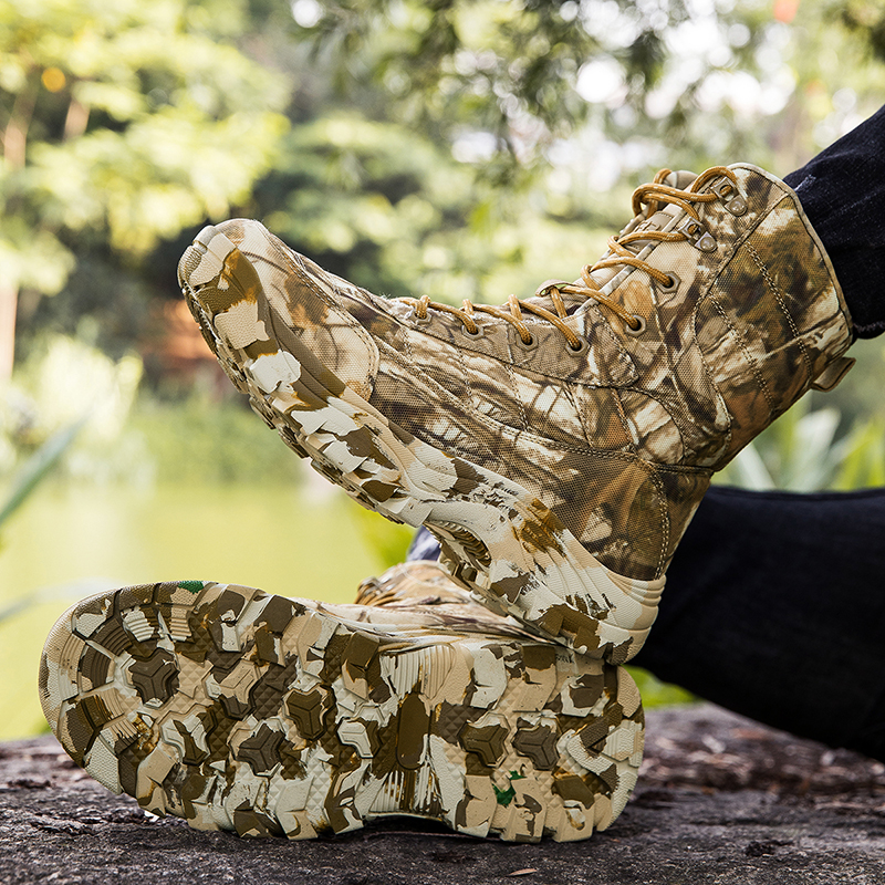 Waterproof Hunting Boots for Men Insulated with 400g Thinsulate Ultra, Leather & Textile Upper, Comfort Footbed & Traction Outsole