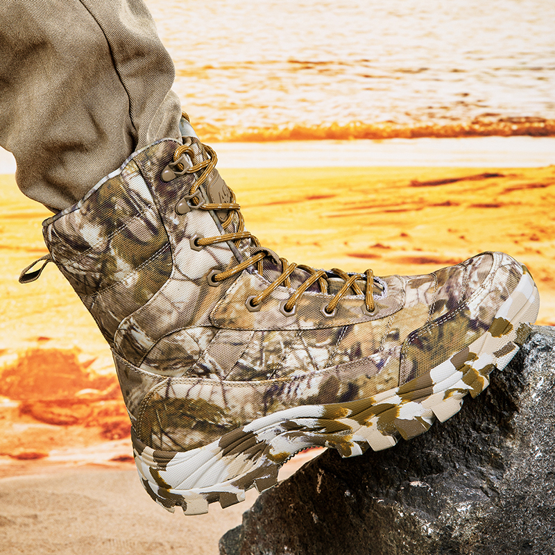 Waterproof Hunting Boots for Men Insulated with 400g Thinsulate Ultra, Leather & Textile Upper, Comfort Footbed & Traction Outsole