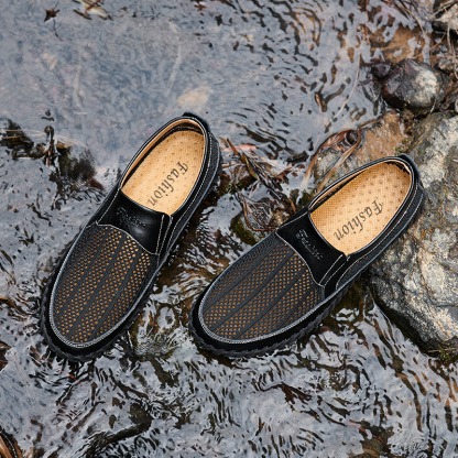 Men's Breathable Hollow Handmade Loafers Leather Breathable Mesh Fashion Slip Boat Shoes Business Formal Casual Walking Shoes