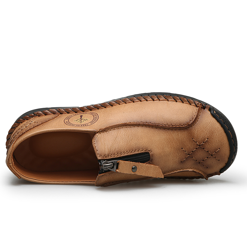 Mens Loafers Slip On Casual Shoes Leather Flat Penny Loafers Outdoor Lightweight Breathable Walking Driving Shoes Comfort Classic Hand Stitching Office Dress Work Shoes Anti Slip Round Toe Moccasins