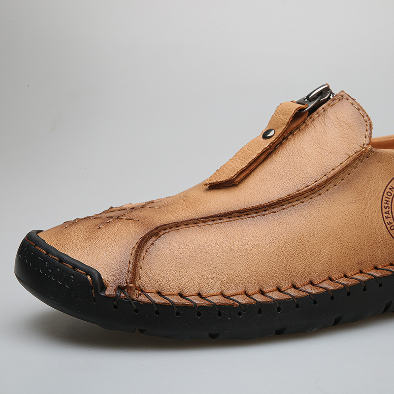 Mens Loafers Slip On Casual Shoes Leather Flat Penny Loafers Outdoor Lightweight Breathable Walking Driving Shoes Comfort Classic Hand Stitching Office Dress Work Shoes Anti Slip Round Toe Moccasins