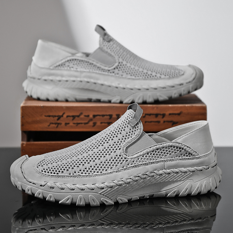 Men's Casual Handmade Breathable Hollow Mesh Loafers Outdoor Lightweight and Fashionable Soft Soled Driving Shoes