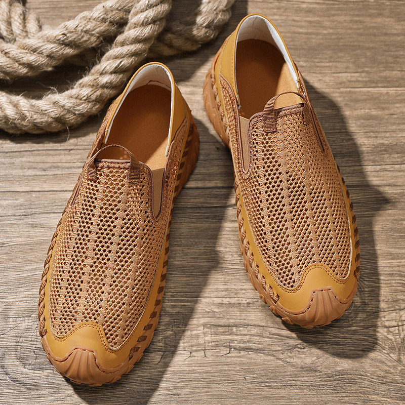 Men's Casual Handmade Breathable Hollow Mesh Loafers Outdoor Lightweight and Fashionable Soft Soled Driving Shoes