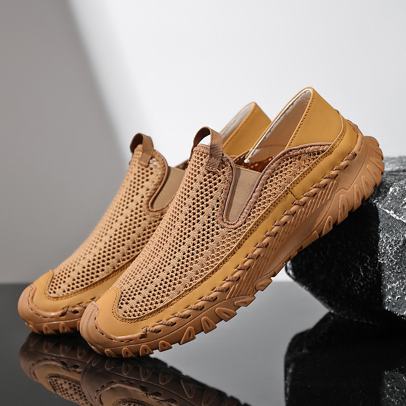 Men's Casual Handmade Breathable Hollow Mesh Loafers Outdoor Lightweight and Fashionable Soft Soled Driving Shoes