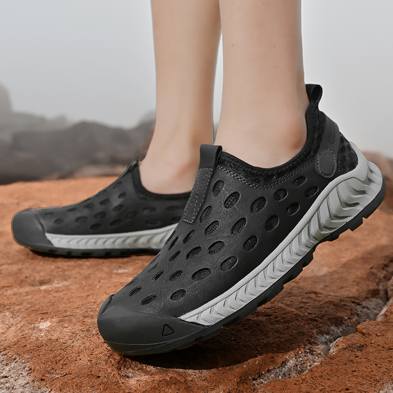Men's Mesh Barefoot Hiking Shoes Summer Breathable Casual Walking Water Shoes Quick Dry Beach Sandals Outdoor Camping Climbing Adventure Sneakers