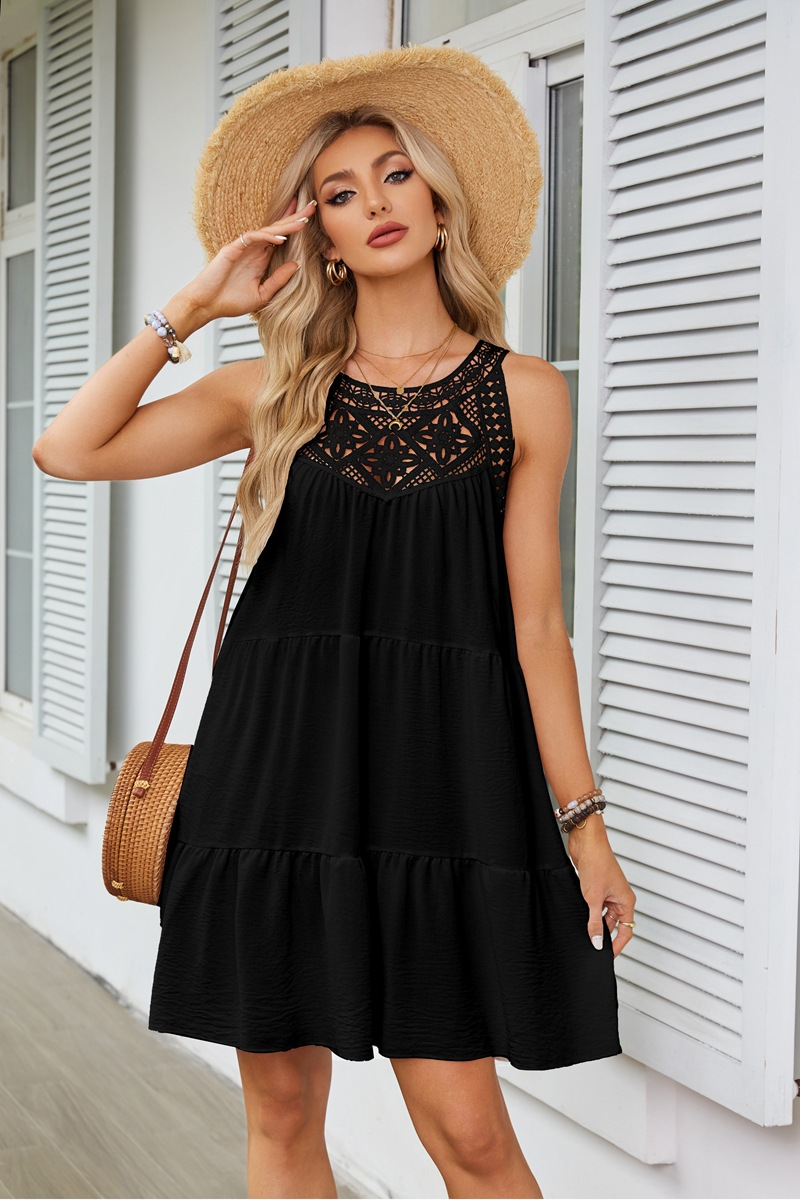 Hollow-out Lace Paneled Halter A-line Dress