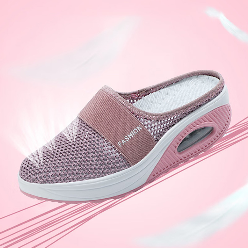 Comfortable and lightweight wedge slippers
