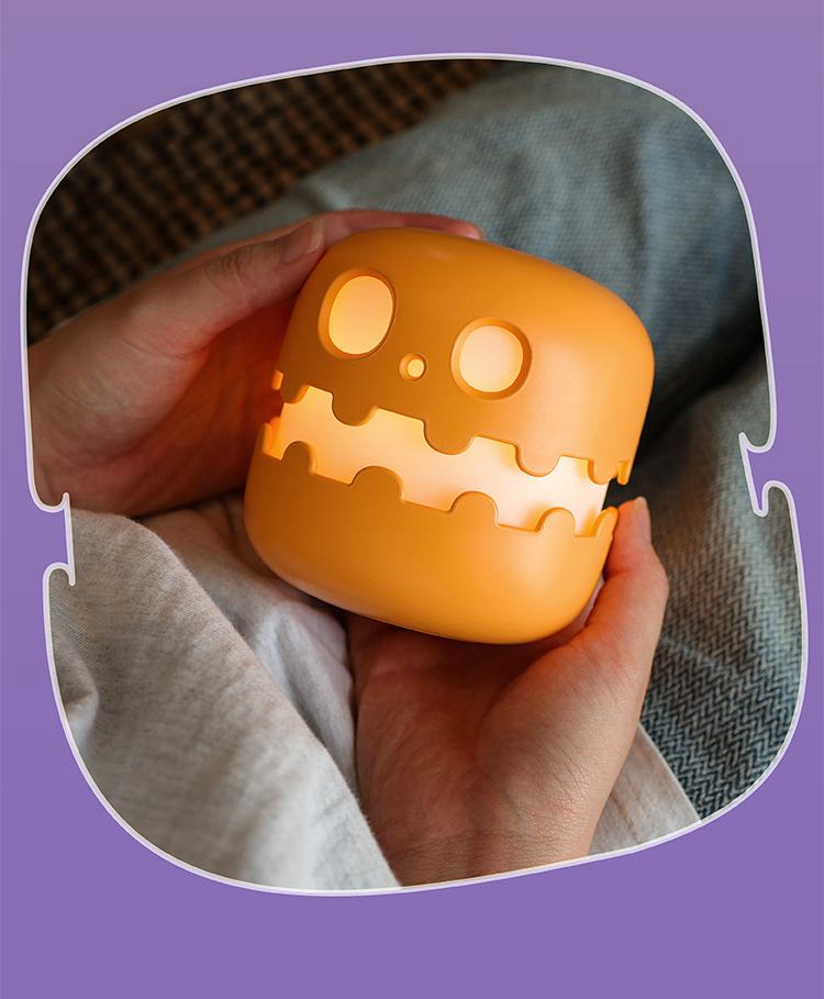 🔥 Last Chance! Cute Foldable Pumpkin Night Light 🎃 - Rechargeable Dimmable LED Lamp, Halloween Decor & Unique Creative Gift for All Ages