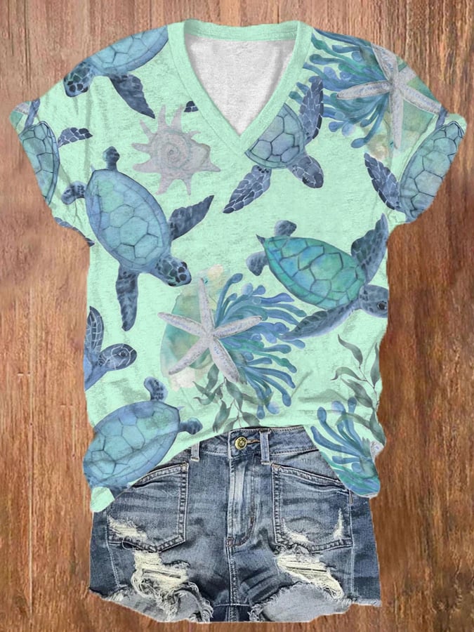  Buy 3 Get 15% Off Women's Hawaiian Turtle Print Casual V-Neck T-Shirt