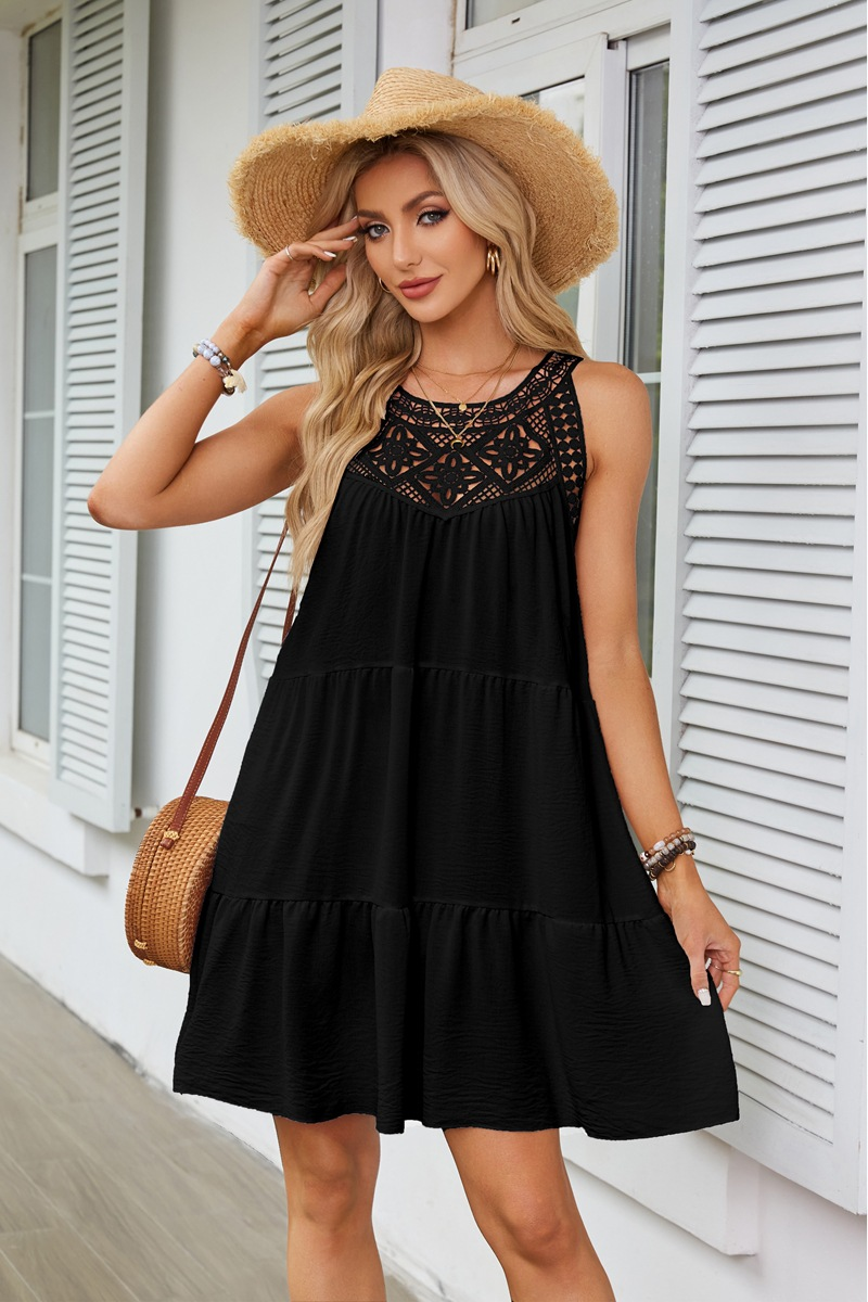 Hollow-out Lace Paneled Halter A-line Dress