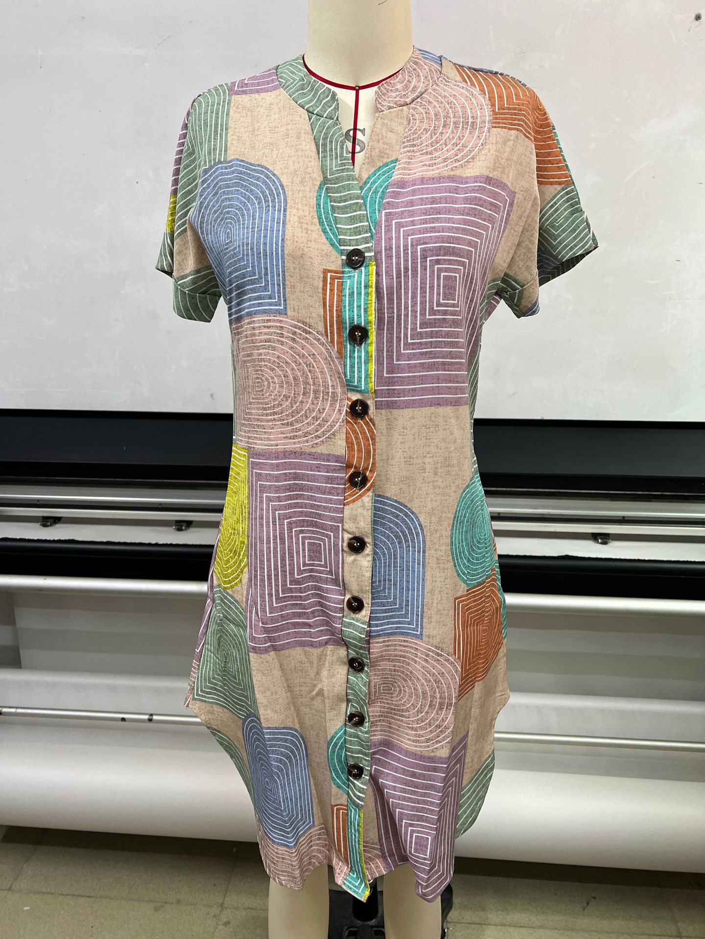 Summer Geometric Print Elegant V-neck Buttoned Women's Short-sleeved Dress