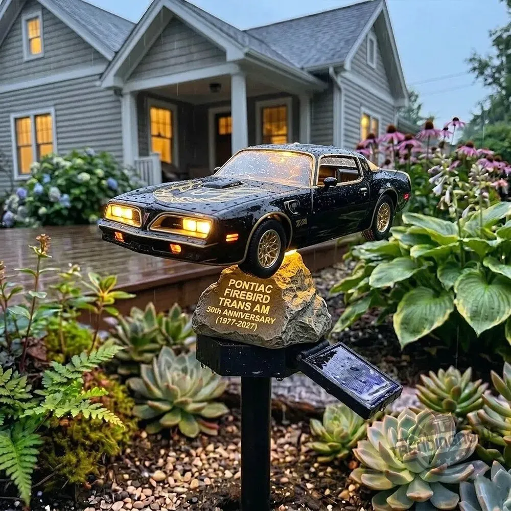 Bandit Trans Am 50th Anniversary Solar Garden Light – A Legend That Shines 🏎️✨