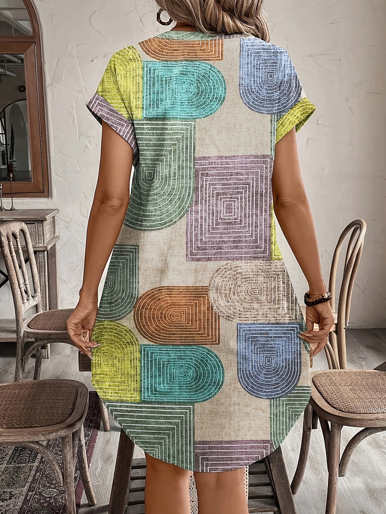 Summer Geometric Print Elegant V-neck Buttoned Women's Short-sleeved Dress