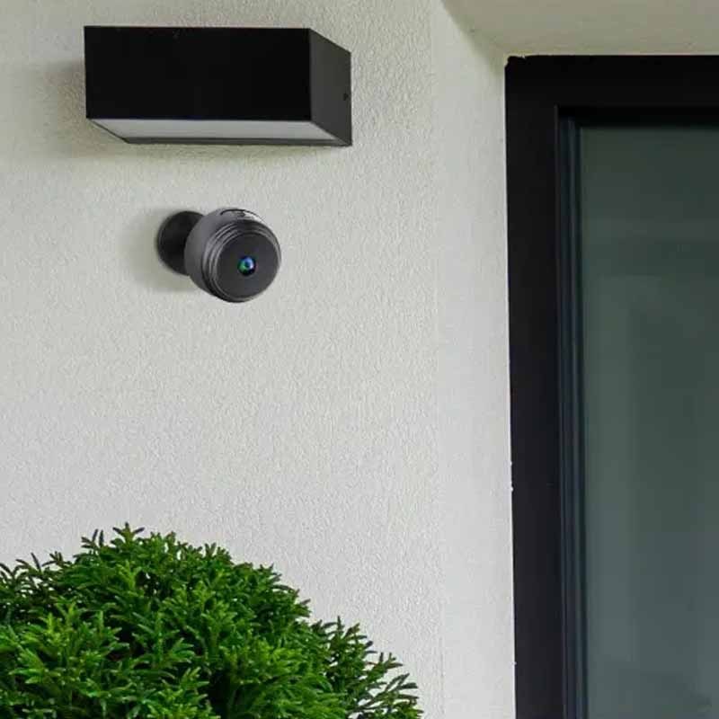 "Burglars Don’t Stand A Chance!" Stay Safe with the Ultimate Portable Security Cam
