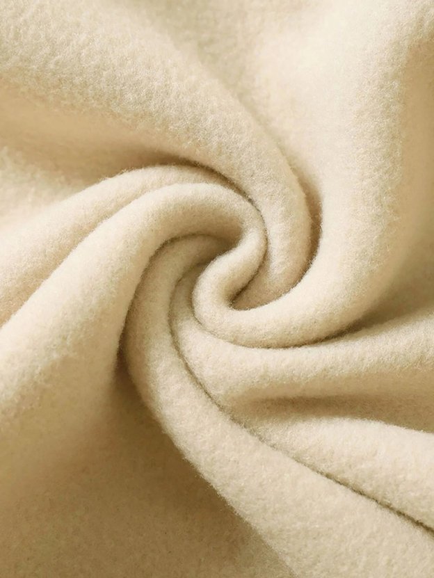 ✨'Dear Person Behind Me' Sweatshirt🥳