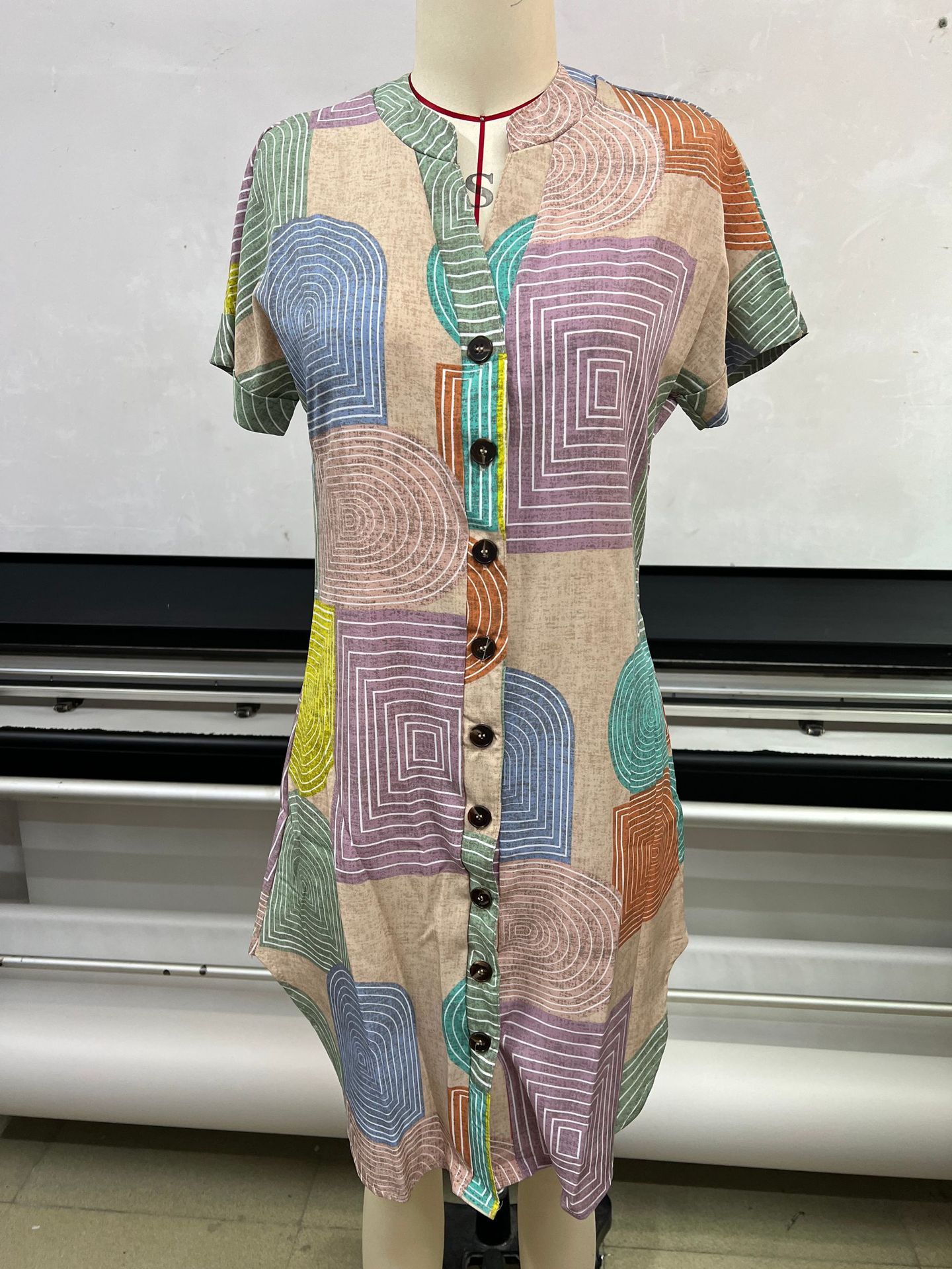 Summer Geometric Print Elegant V-neck Buttoned Women's Short-sleeved Dress