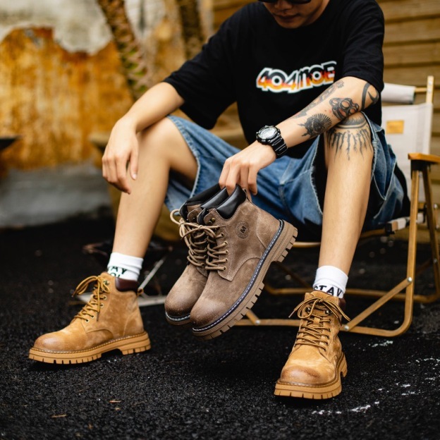 Men's leather high-top English Doc Martens