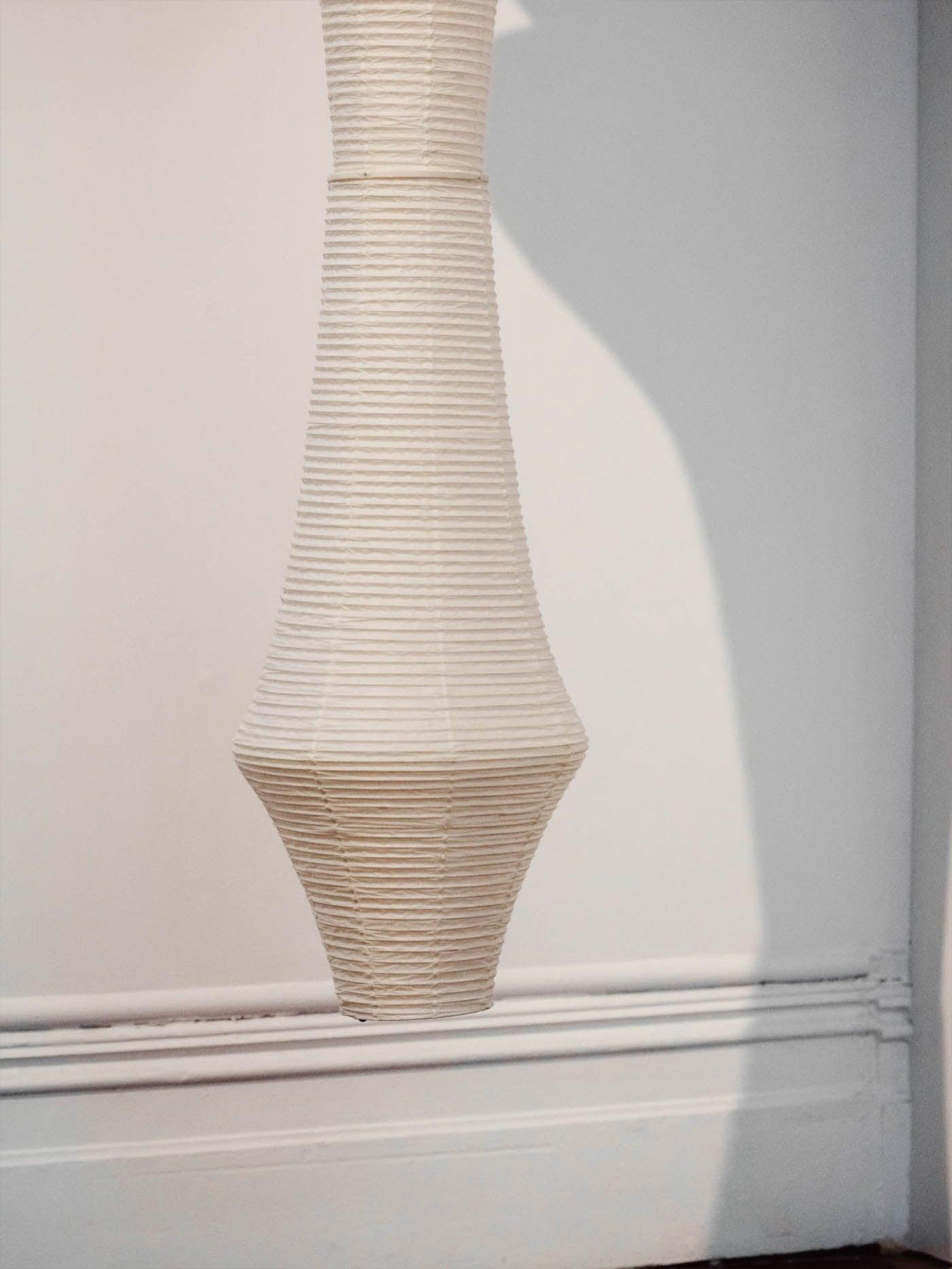 Rice Paper E Pendant Light-elegalight