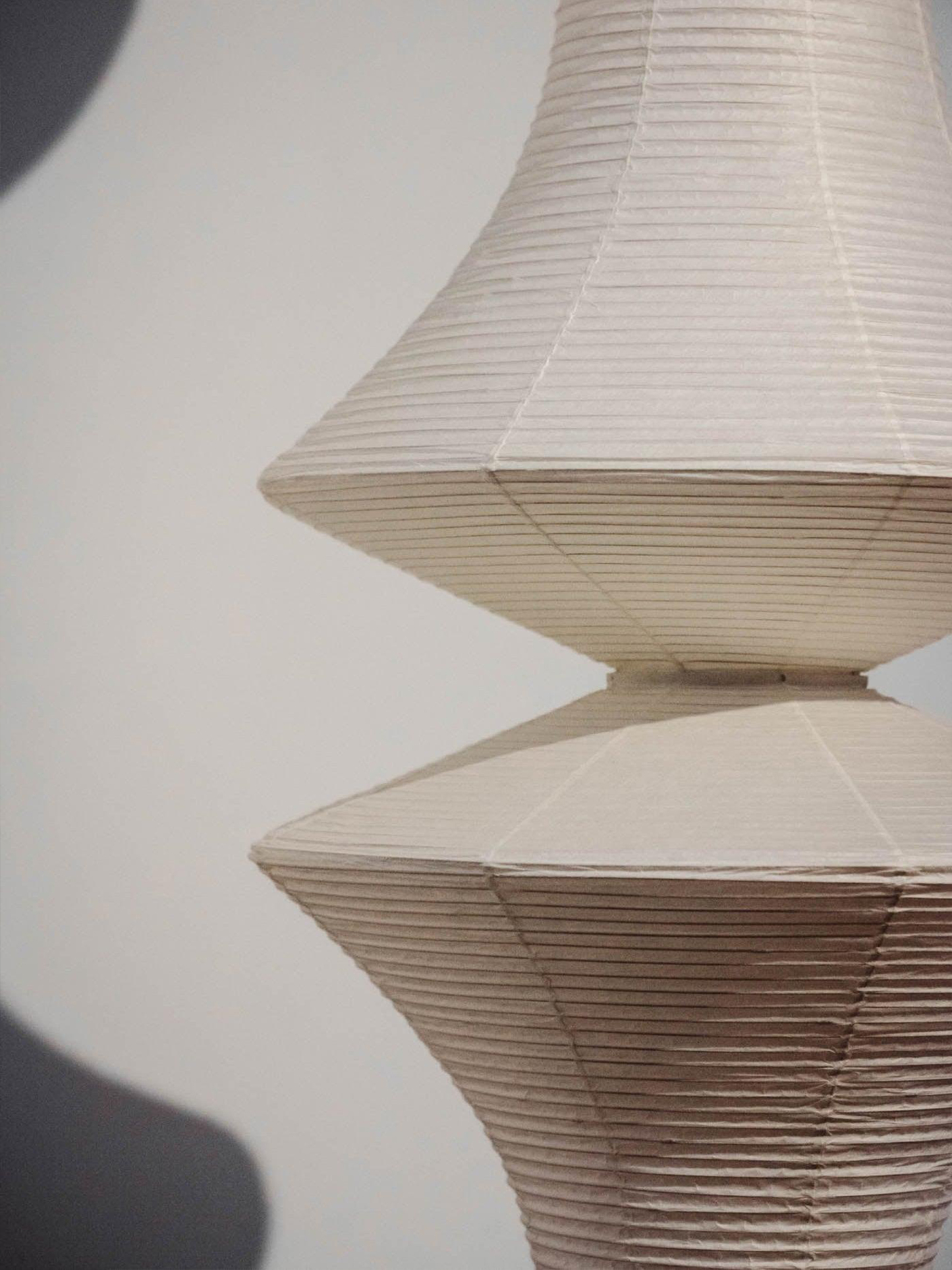 Rice Paper E Pendant Light-elegalight