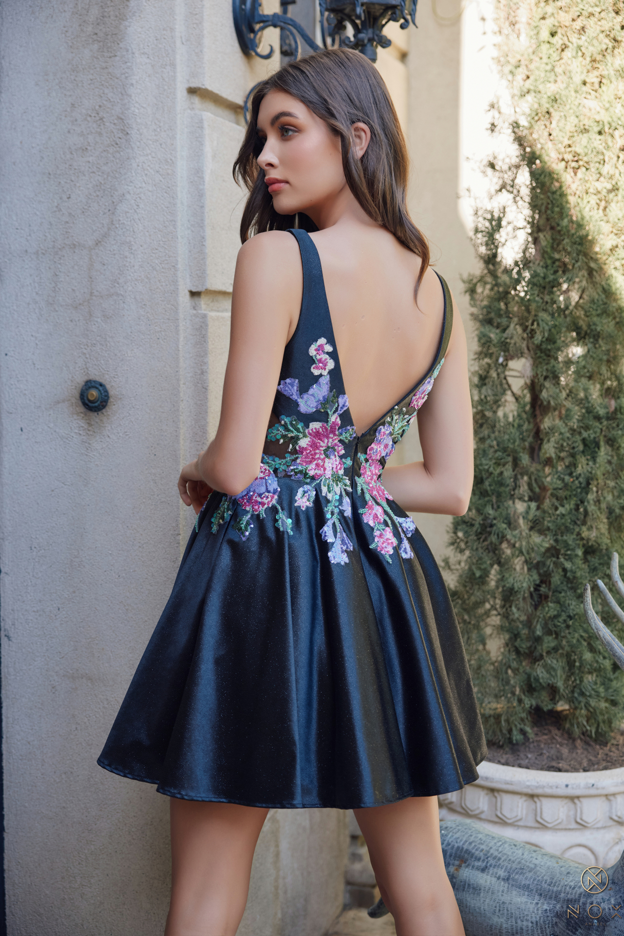 Sexy Deep V-Neck Flower Appliques Black Floweral Fomal Dress #E916