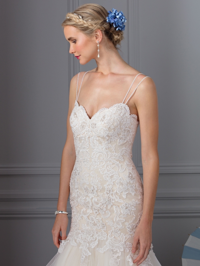 Fit And Flare Spaghetti Straps Sweetheart Lace Wedding Dress #BL240