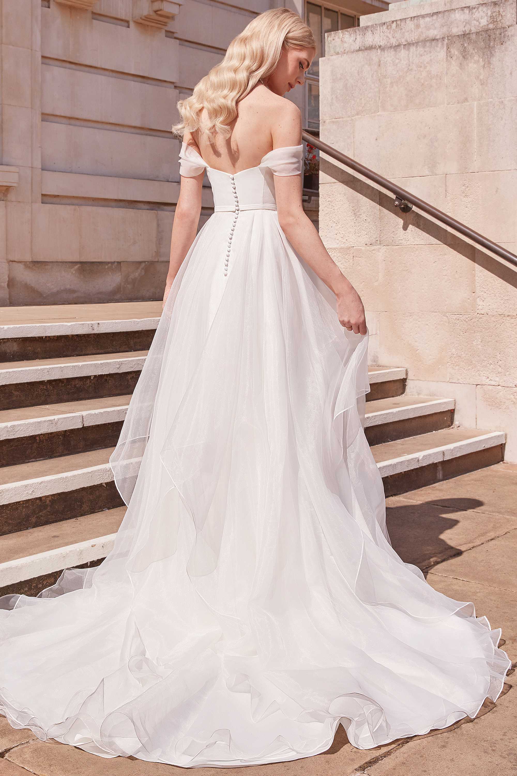 Adore by Justin Alexander  11237 Diana