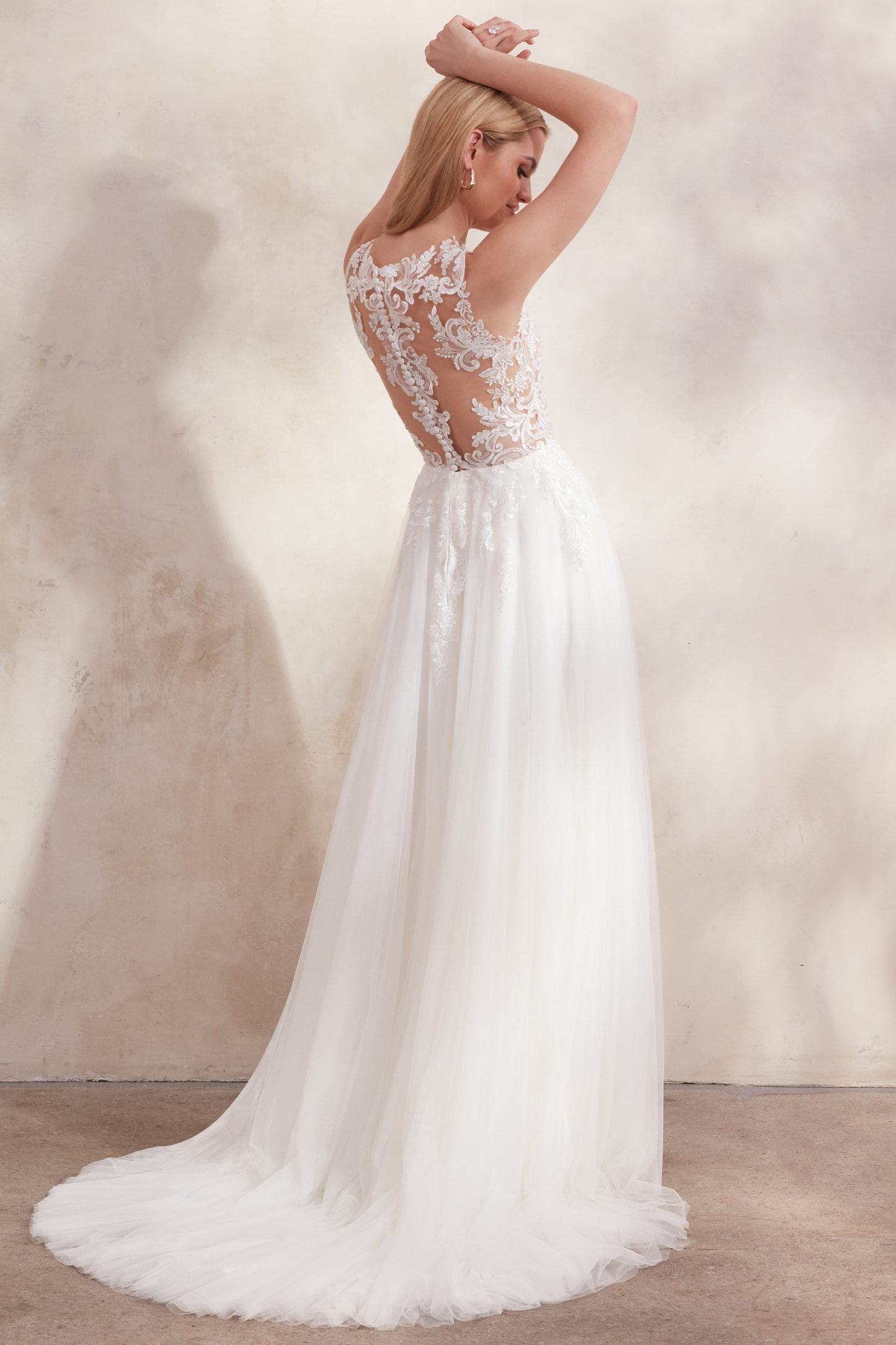 Adore by Justin Alexander  11269 Aries