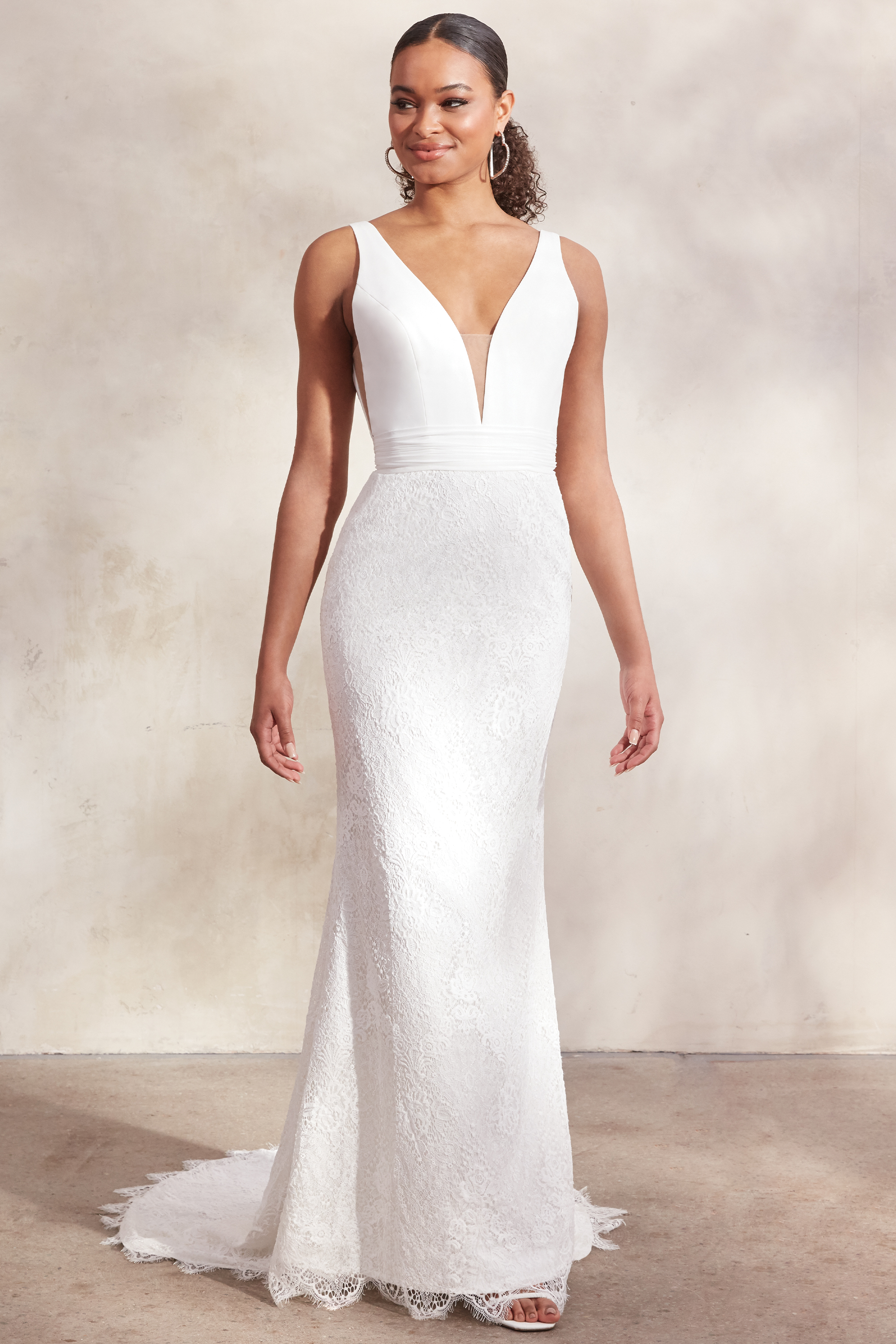 Adore by Justin Alexander  11272 Thea