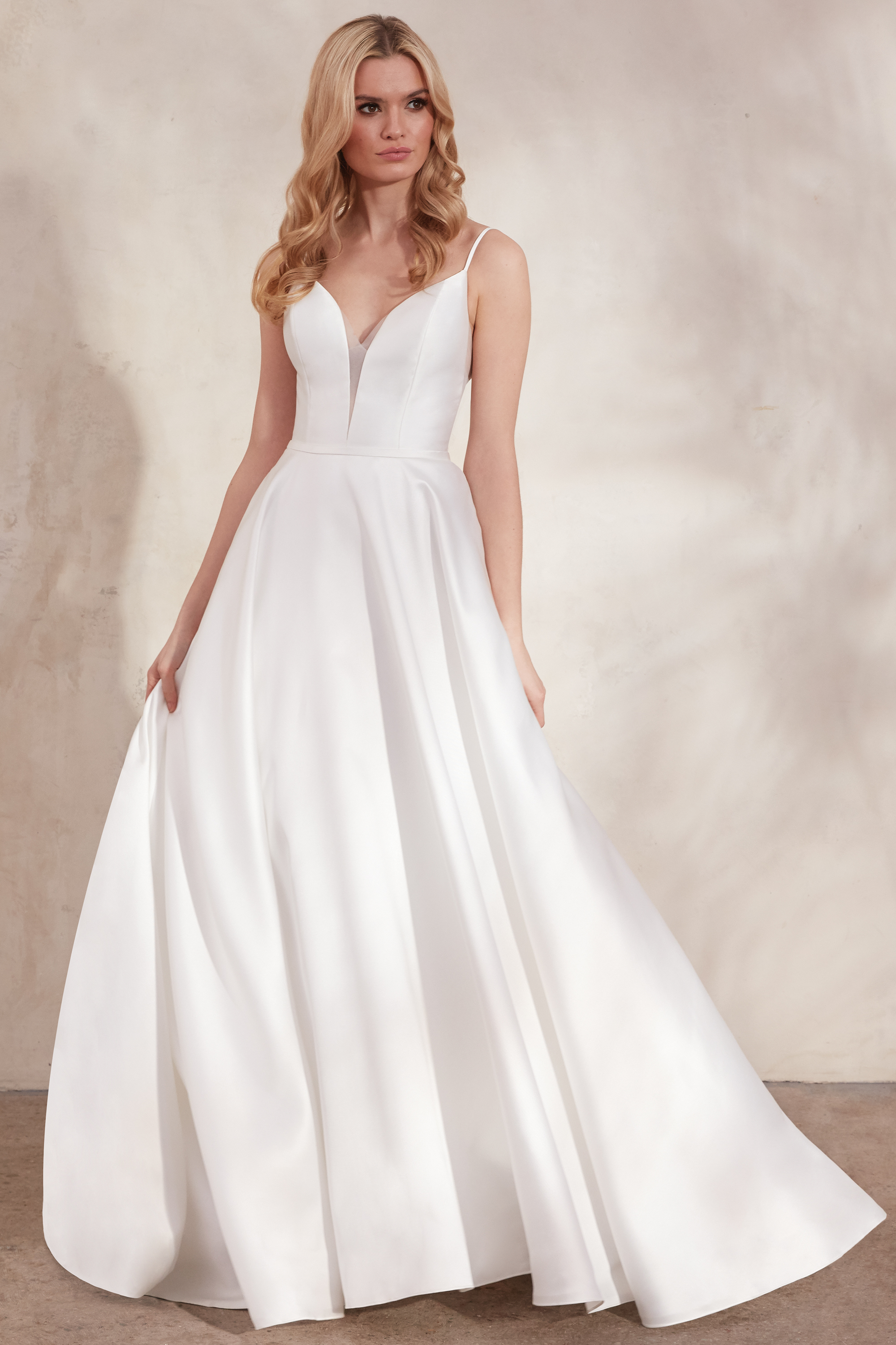 Adore by Justin Alexander  11273 Halo
