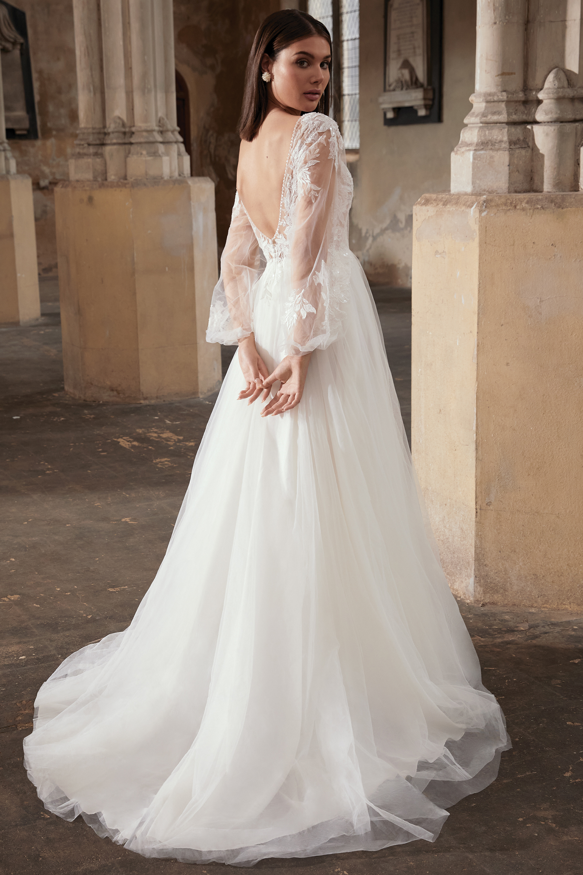 Adore by Justin Alexander  11284 River