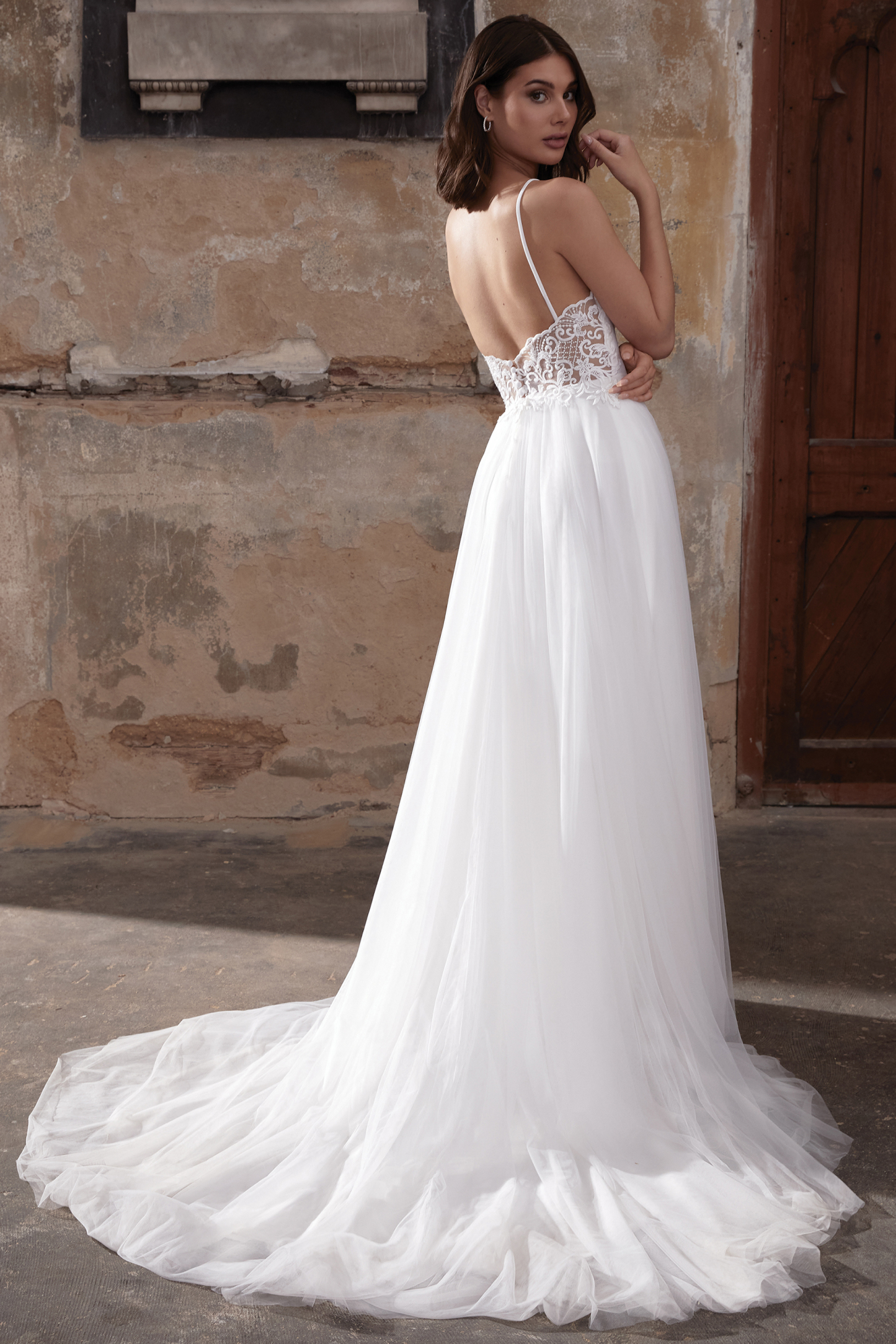 Adore by Justin Alexander  11291 Austin