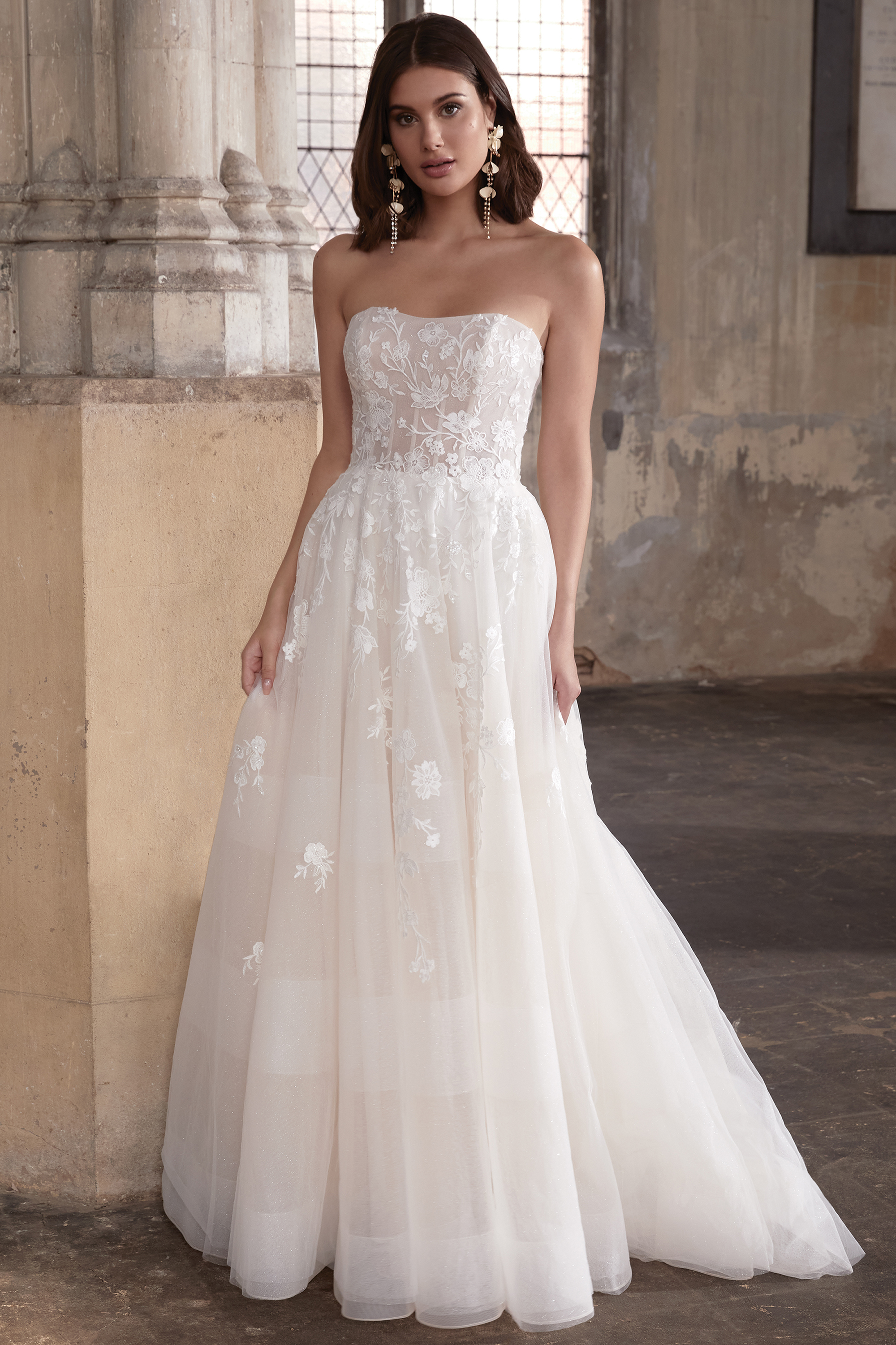 Adore by Justin Alexander  11302 Sabine