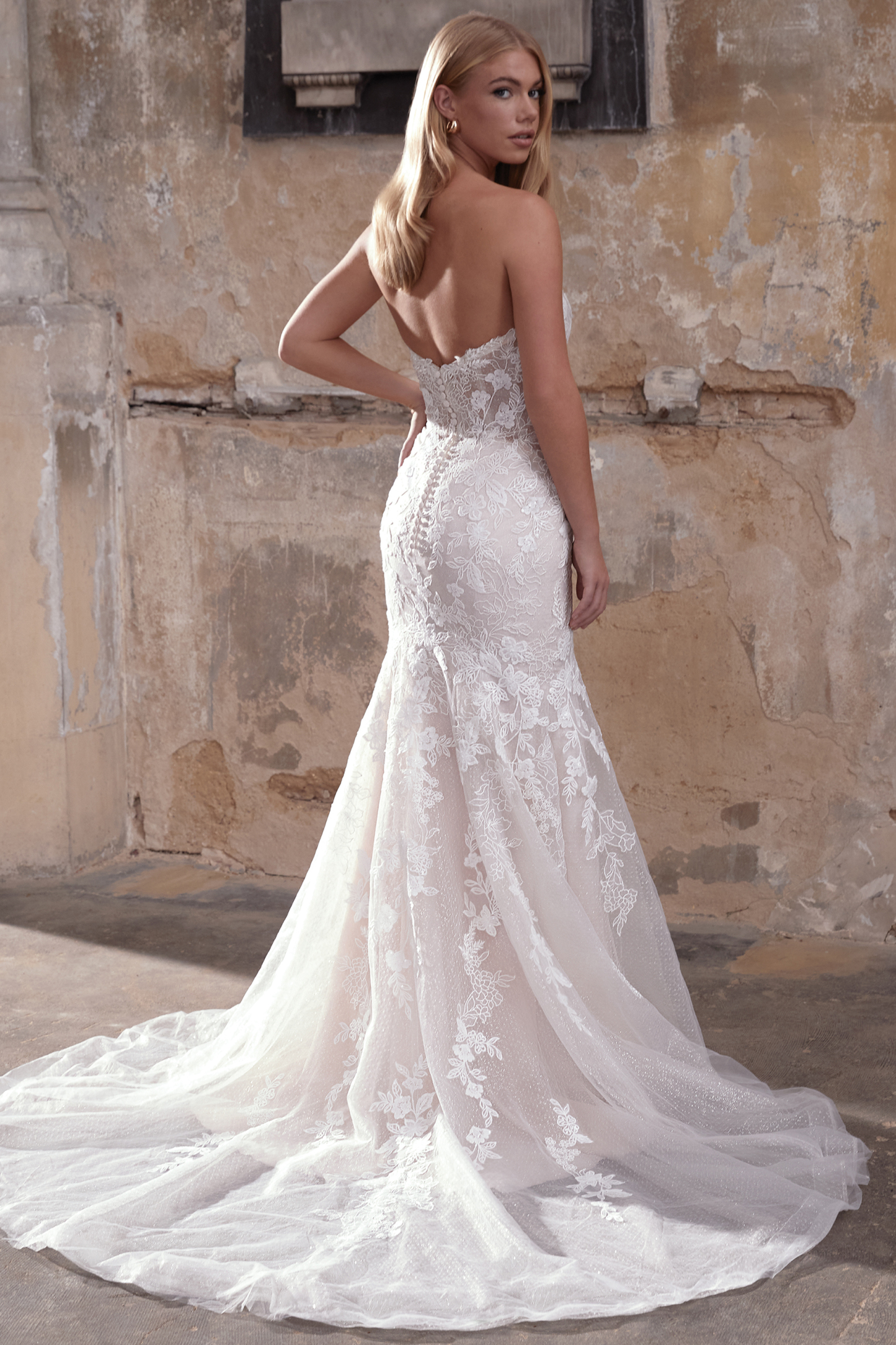 (TRY ON AT HOME) Adore by Justin Alexander #11305 SAWYER