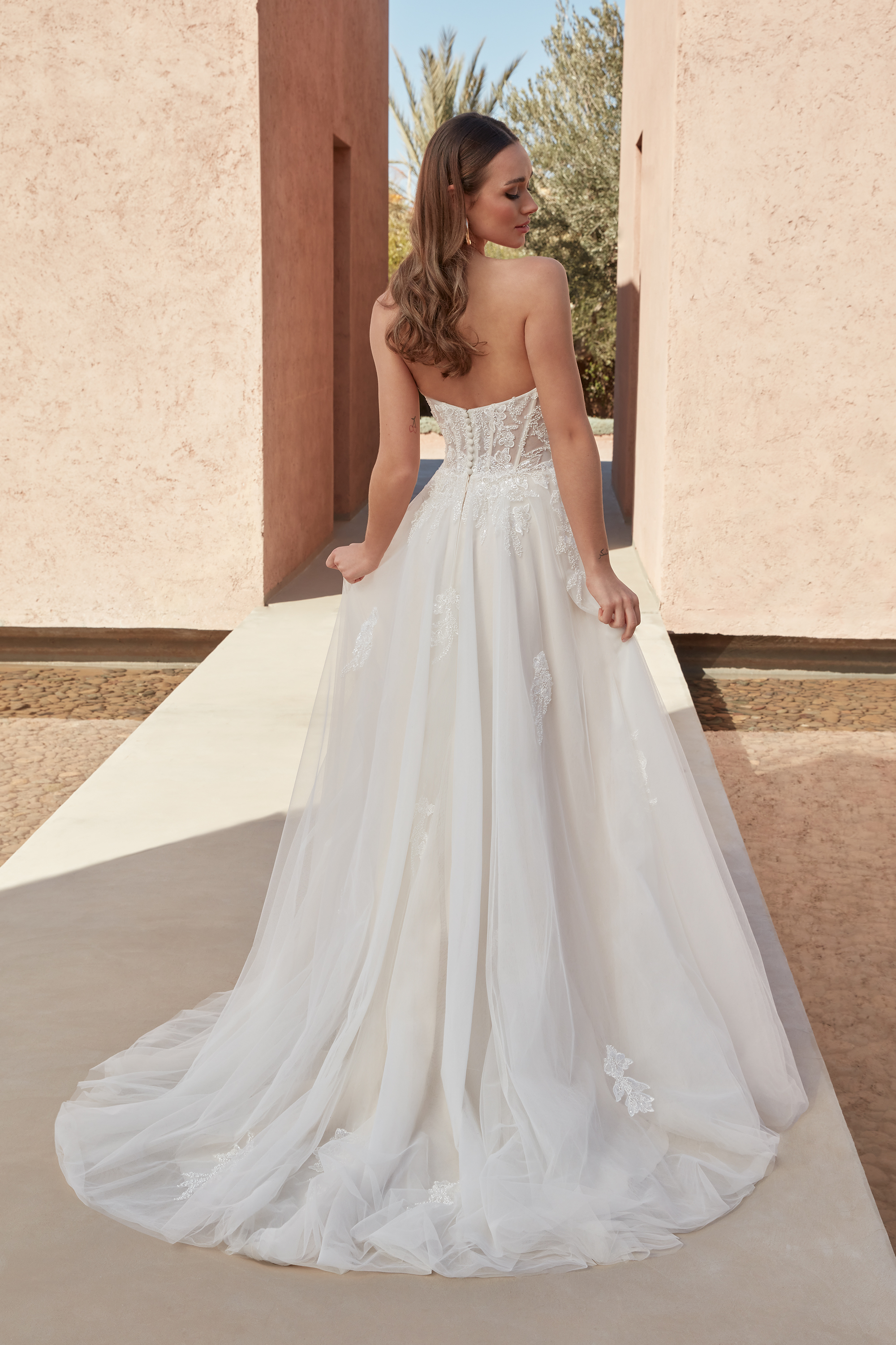 Adore by Justin Alexander  11322 Sanika