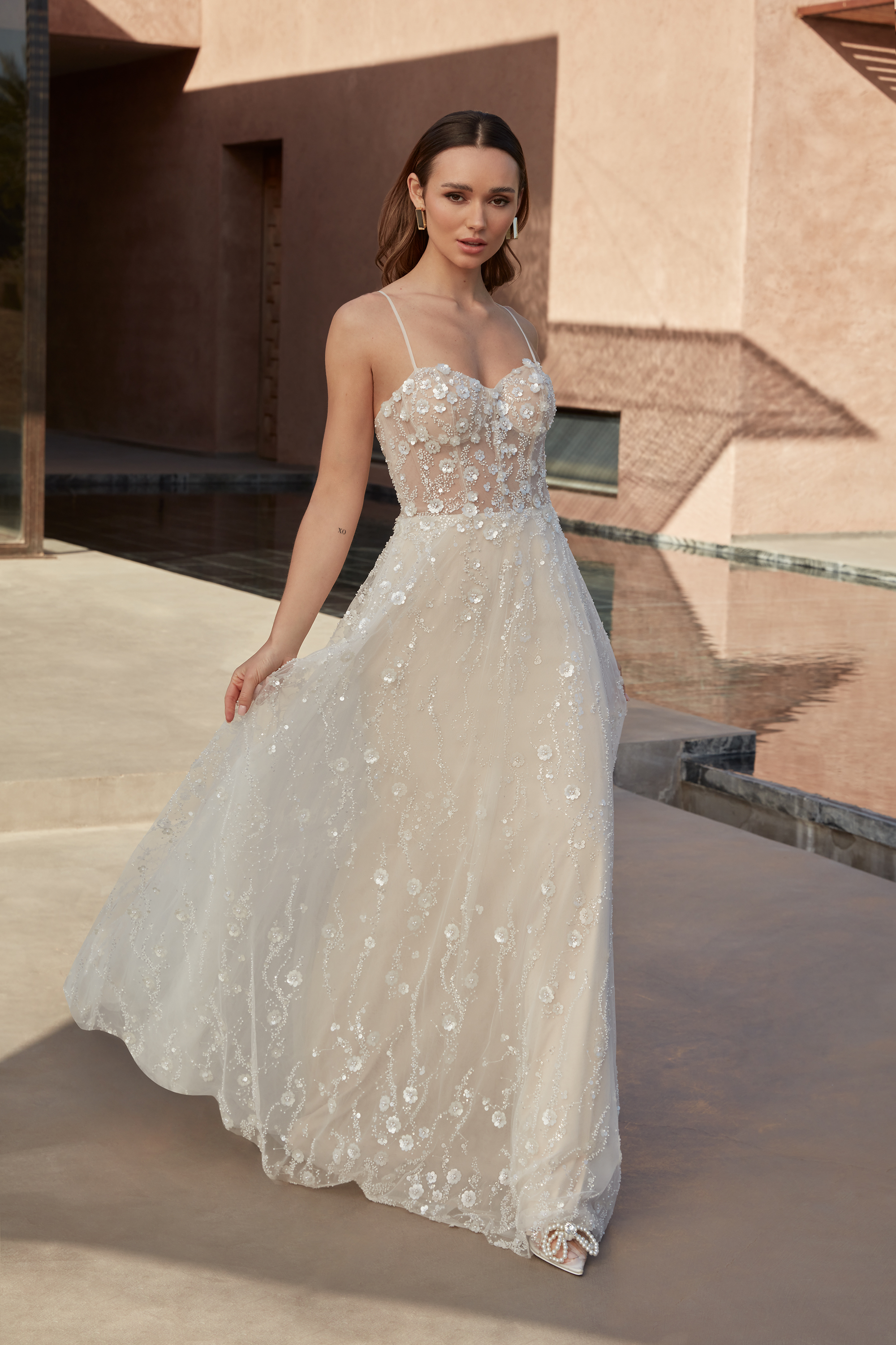 Adore by Justin Alexander  11335 Mattie