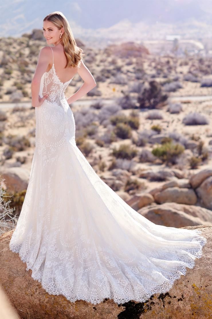 Fit and Flare V-Neck Spaghetti Strap Wedding Dress #220106