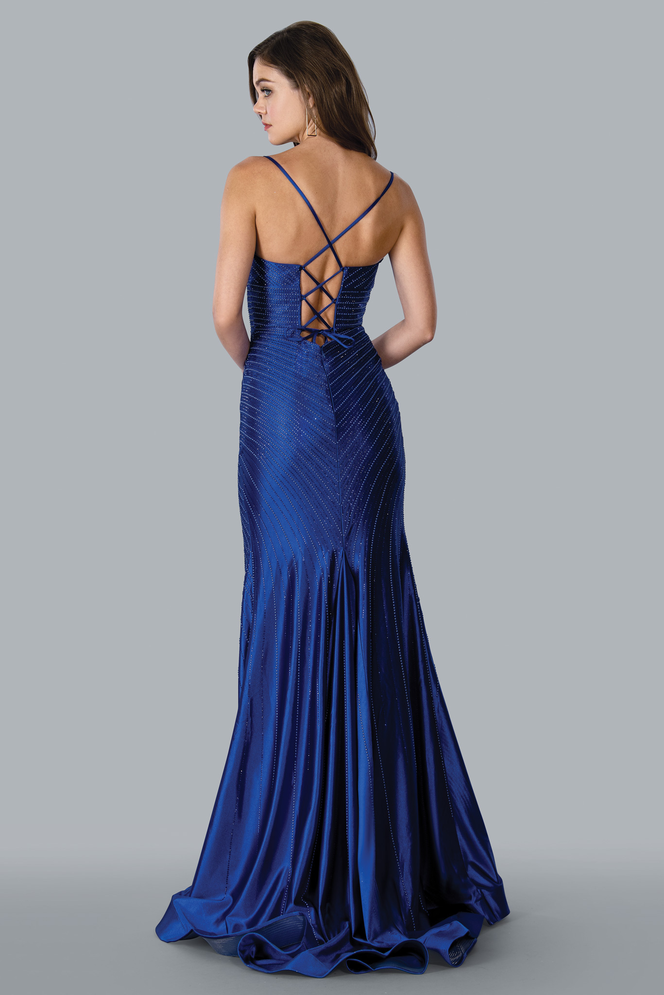 Rent stella couture 23185