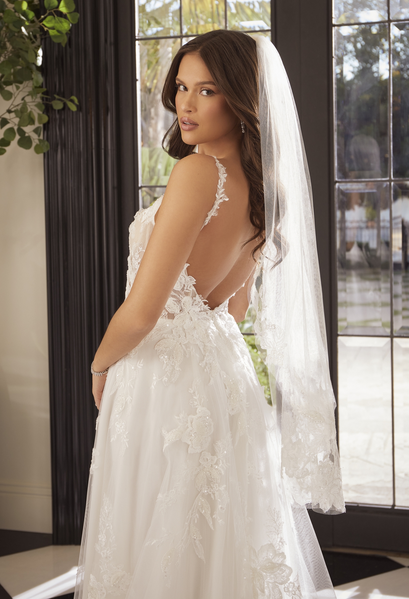 Luxury - a theme running dress CASABLANCA STYLE 2577 Brienne