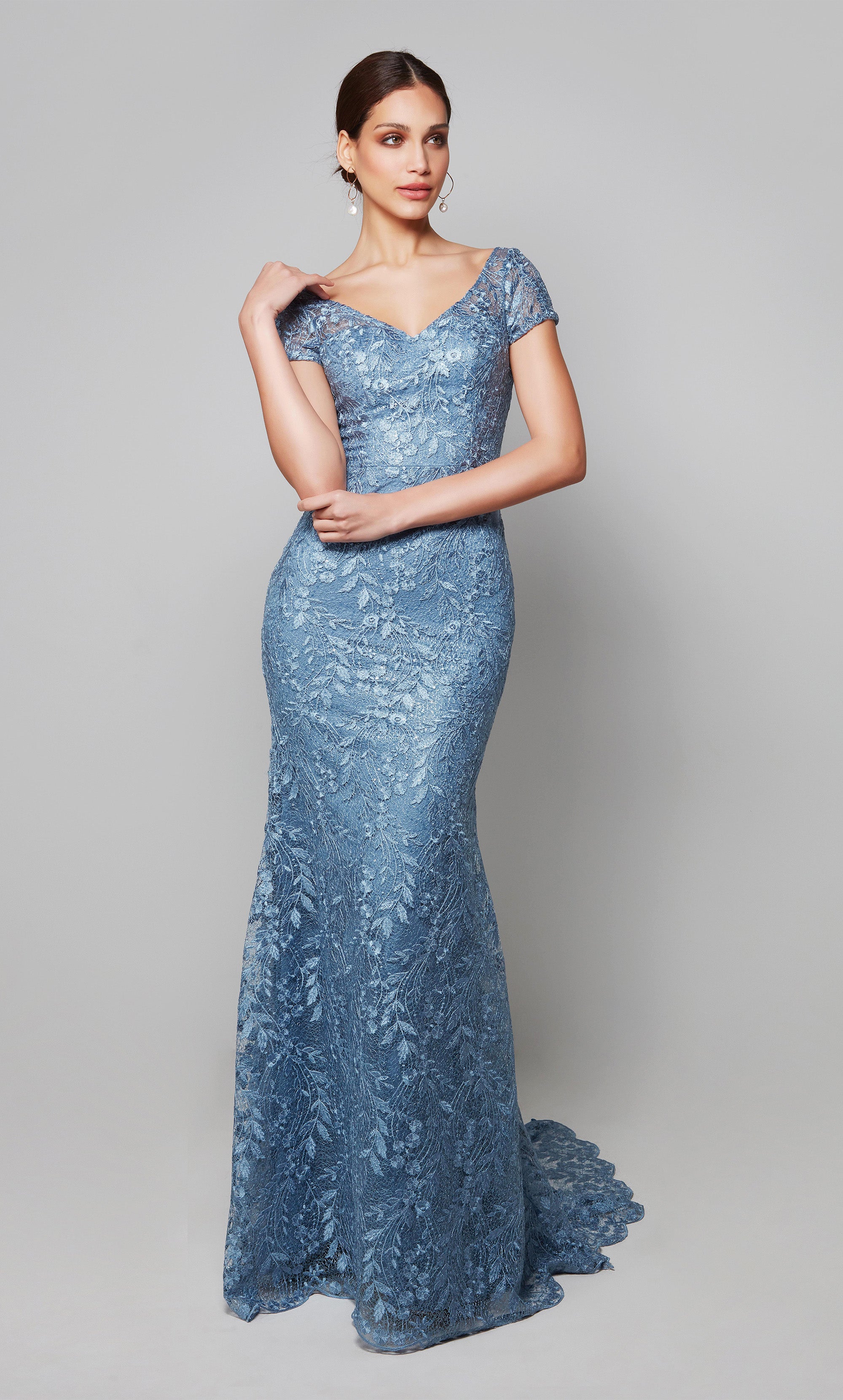 Fit N Flare V-neck Scalloped Lace Hem Train Mother Of The Bride Dress #27602