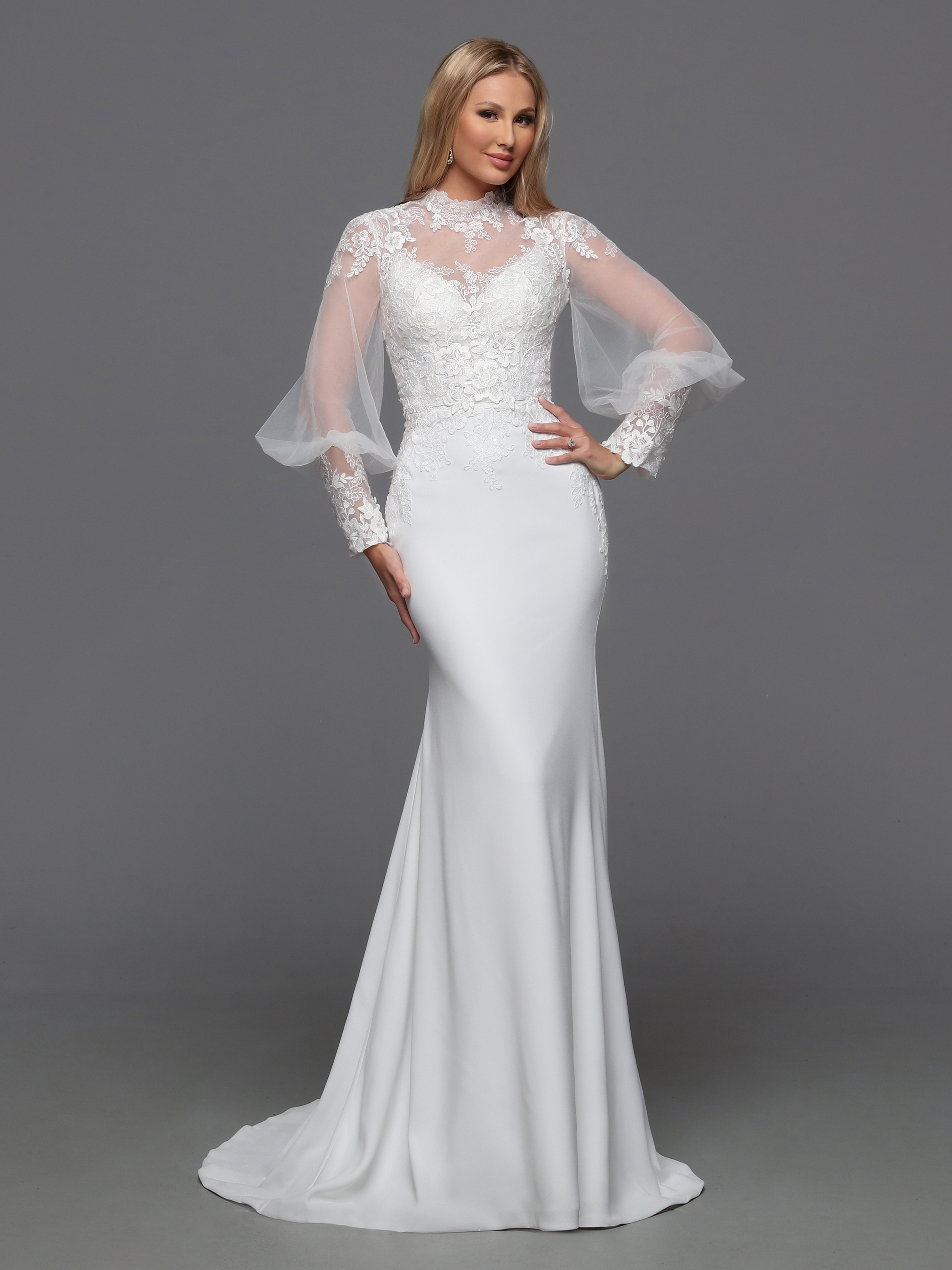 Jacket with wide lace cuffs DaVinci #50846