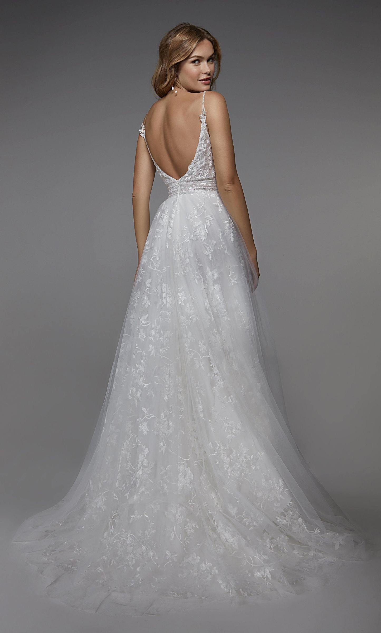 Plunging Neckline ALICEPARIS 7036