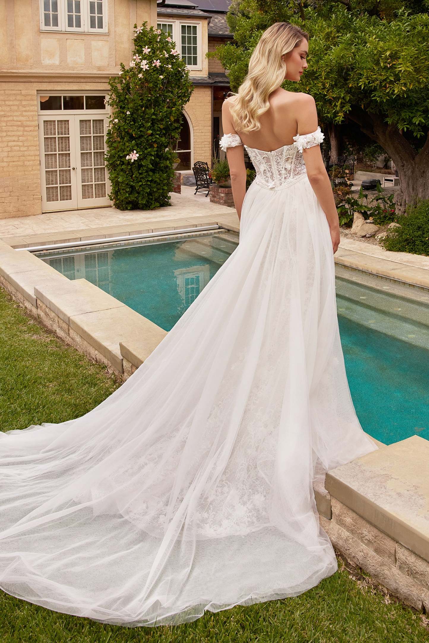 Romantic Fit & Flare Strapless Floral Appliques Wedding Dress #CD861W