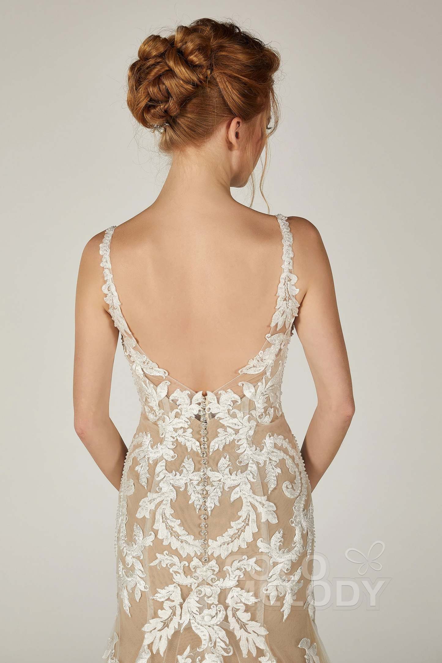 Trumpet-Mermaid Court Train Tulle Wedding Dress