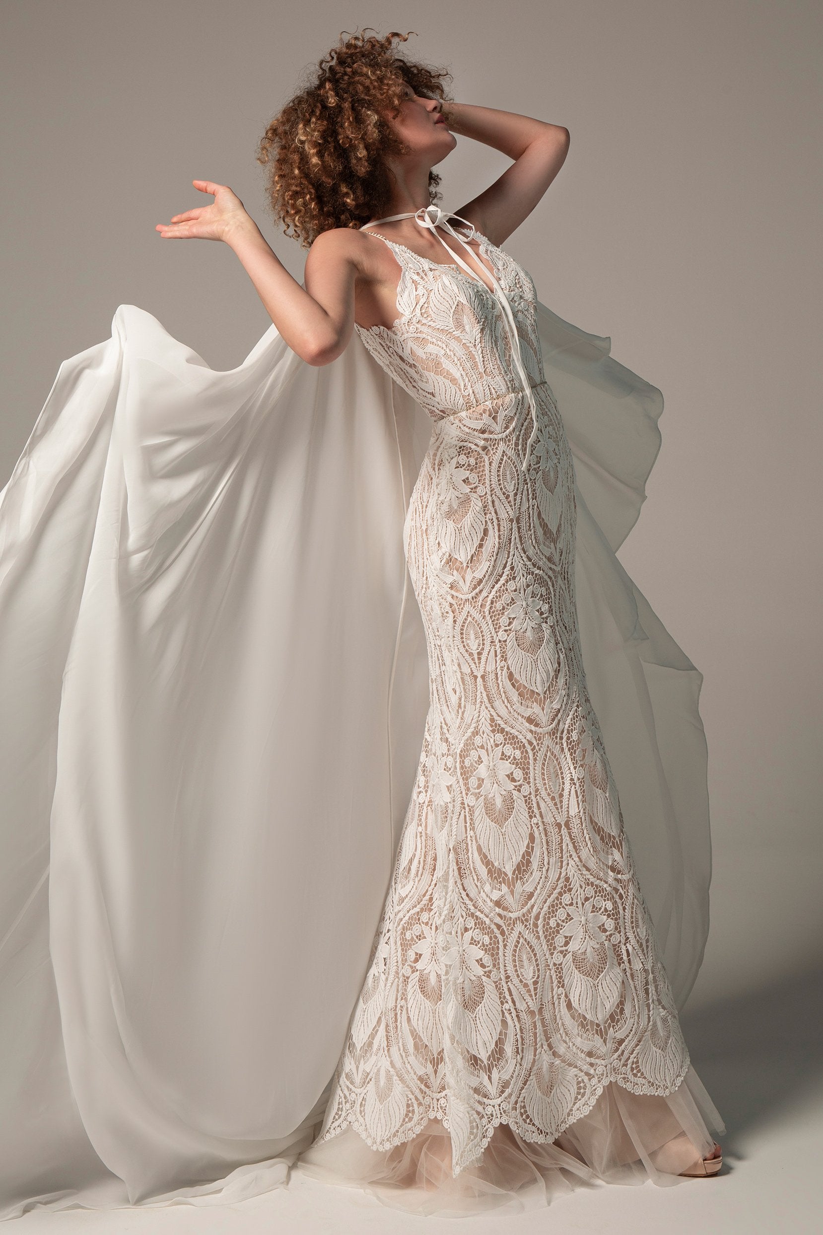 Trumpet Sweep-Brush Train Chiffon Lace Wedding Dress