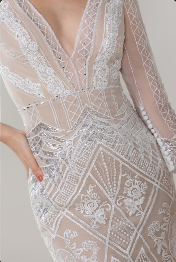 Trumpet-Mermaid Court Train Lace Wedding Dress CW2532