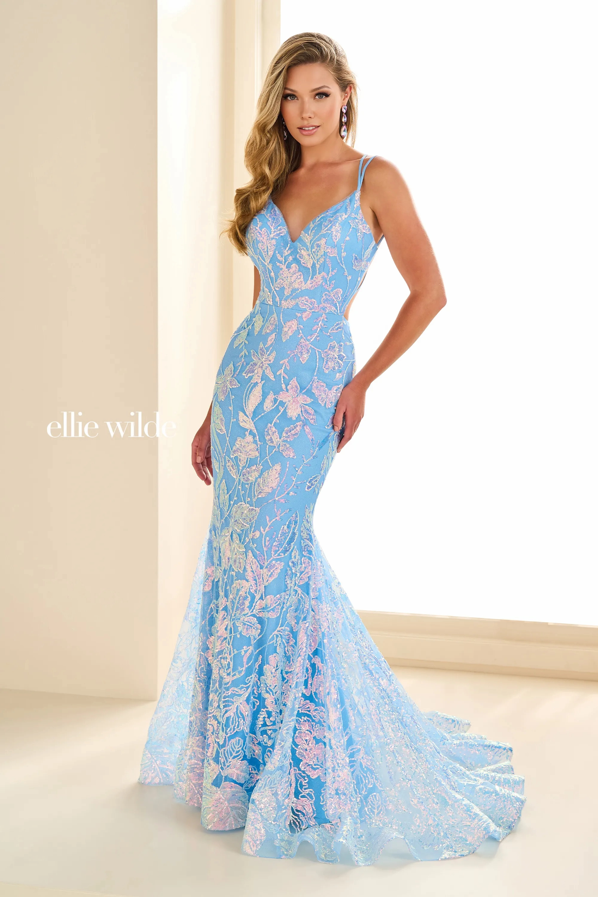 Mermaid V-Neck Glitter Tulle Low Back Sleeveless Prom Dress ﻿#EW36034